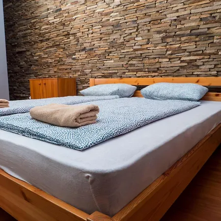 Hostel Deep Budapest