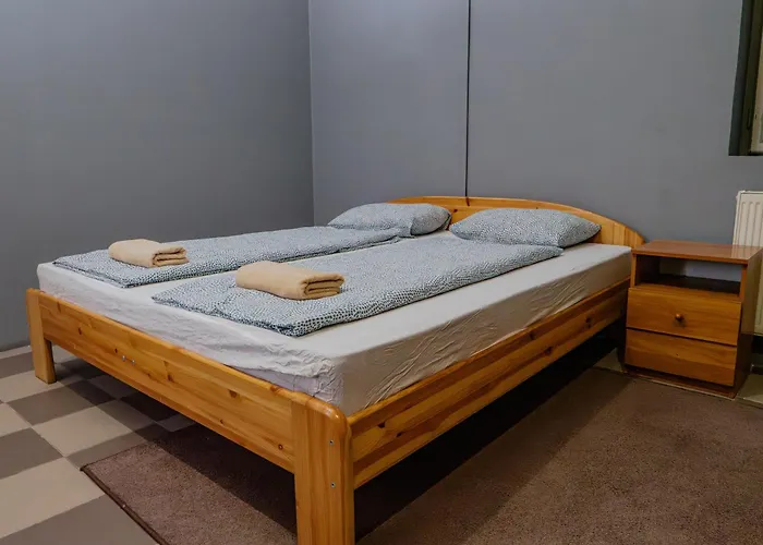 Deep Hostel
